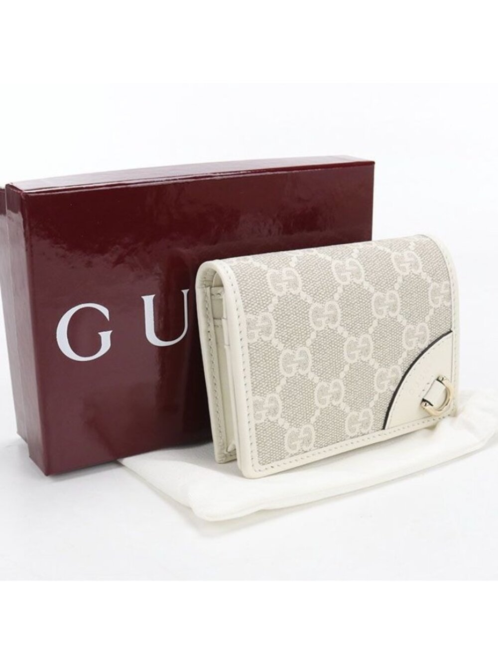Gucci Wallet GG Emblem Bi Fold Wallet Fabric